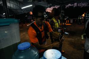 BIB: 
                            <button type="button" onclick="openModal(25430074)" class="btn btn-primary btn-sm float-right btn-popup" data-toggle="modal" data-target=".modal-high-quality">
                        <i class="fas fa-shopping-cart"></i> Add to Cart
                    </button>
                                            <button type="button" onclick="isThisMe(25430074, true)" class="btn btn-success btn-sm float-right btn-popup btn-isme hidden" data-toggle="tooltip" data-placement="bottom" title="นี่คือรูปของคุณใช่ไหม คลิกที่นี่เพื่อเอาเข้าอัลบั้ม">
                        <i class="fas fa-plus"></i> Add to album
                    </button>
                    <button type="button" onclick="isThisMe(25430074, false)" class="btn btn-warning btn-sm float-right btn-popup btn-isnotme hidden">
                        <i class="fas fa-ban"></i> Remove from album
                    </button>